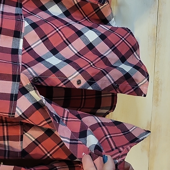 G.H. Bass and Co. Womens Button-down Size XL. - Picture 6 of 6